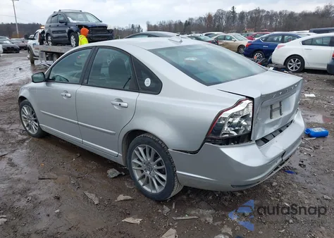 2010 Volvo S40 2.4I from USA, damaged, VIN YV1390MS8A2486460